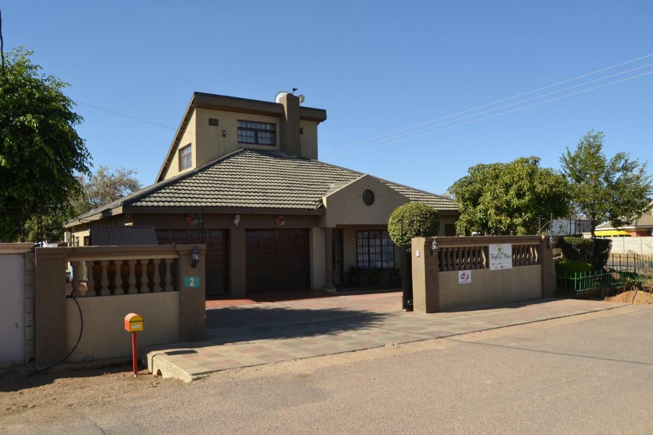 Triple Palms Bed And Breakfast Gaborone Exterior photo